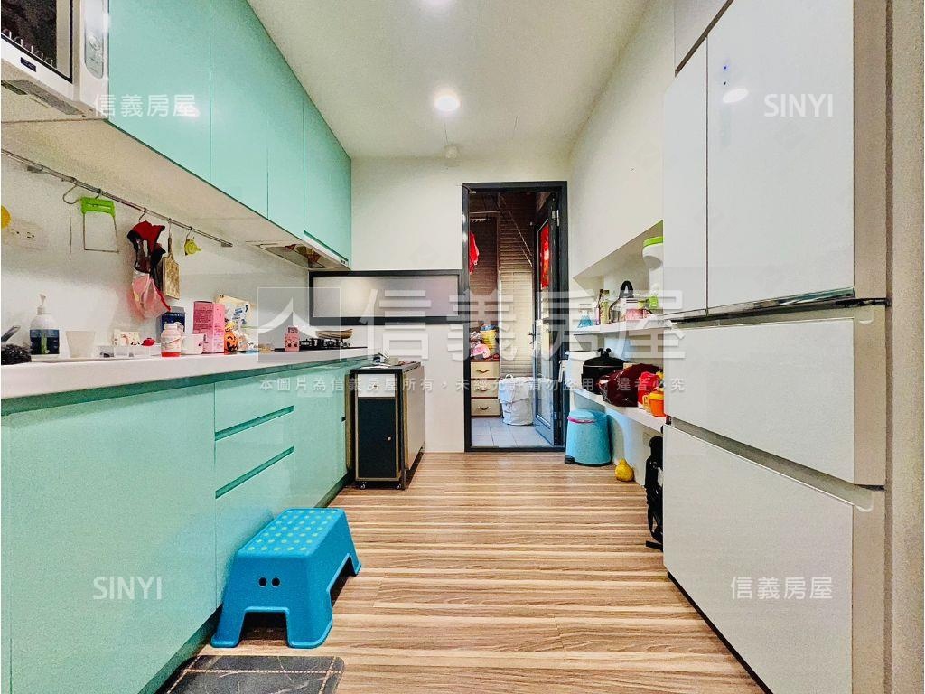 專任、中正鼎集邊間三房房屋室內格局與周邊環境