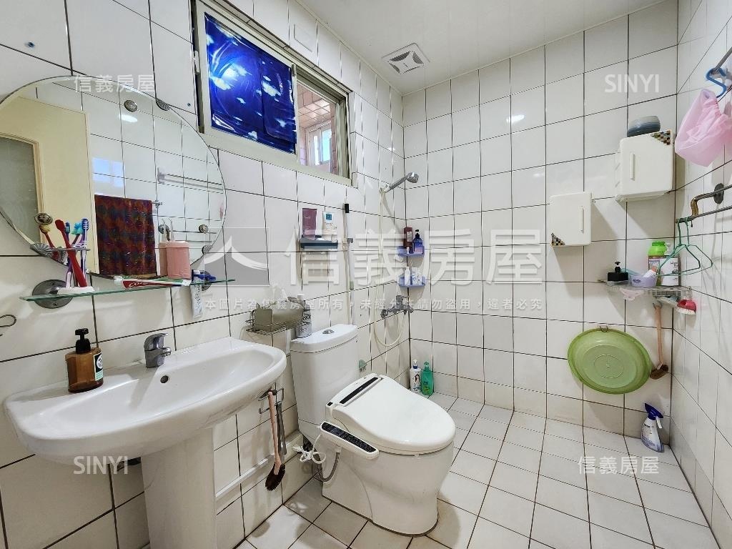 麗城樓中樓植栽美３房房屋室內格局與周邊環境