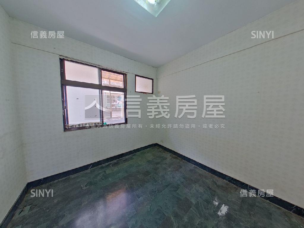 近大直捷運站。方正美寓房屋室內格局與周邊環境