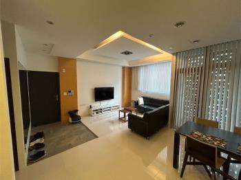 中央新村挑高三房平面車位