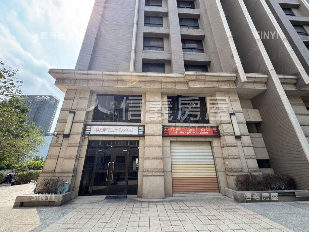 嘉興路大面寬角間青禾店面房屋室內格局與周邊環境