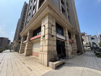 大面寬角間戶店面｜青禾