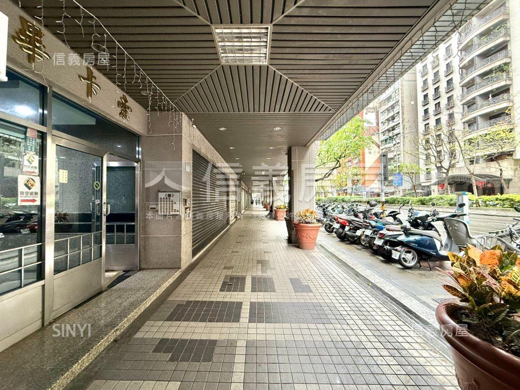 【新接】光復南路車位房屋室內格局與周邊環境