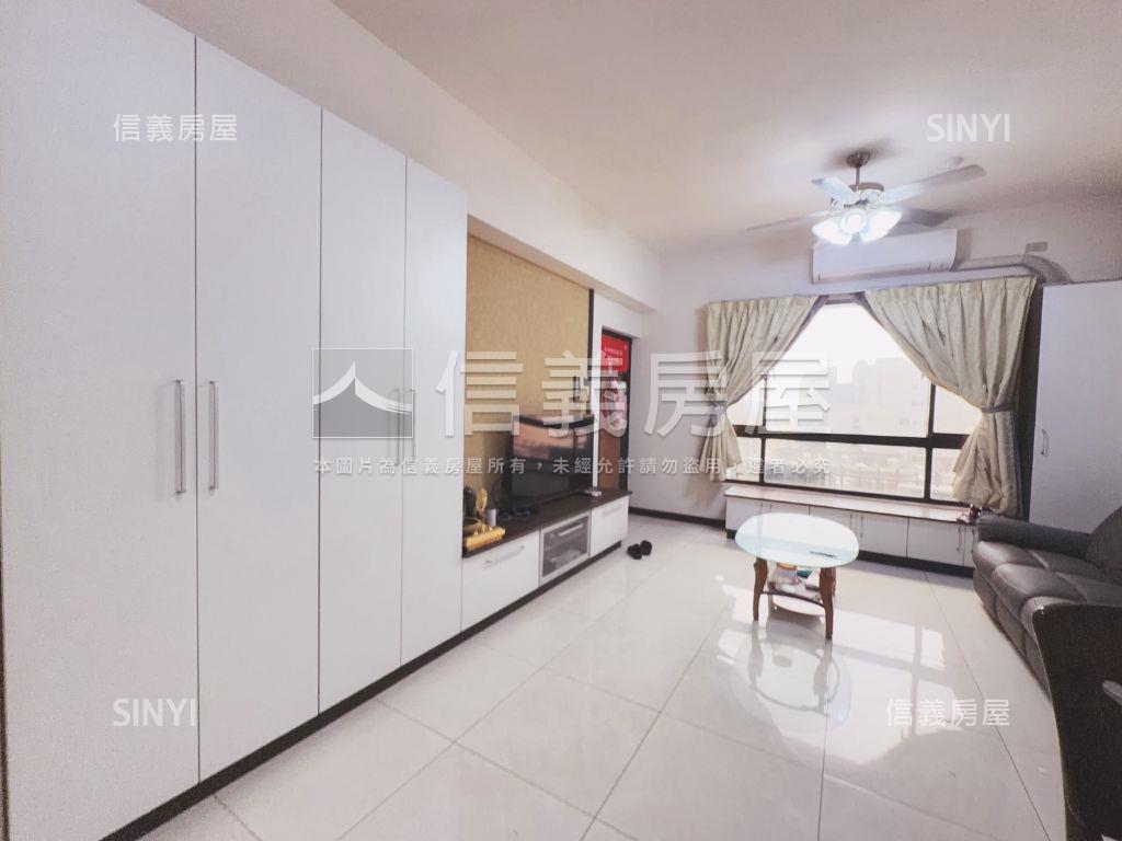 近高鐵採光四房雙車位房屋室內格局與周邊環境