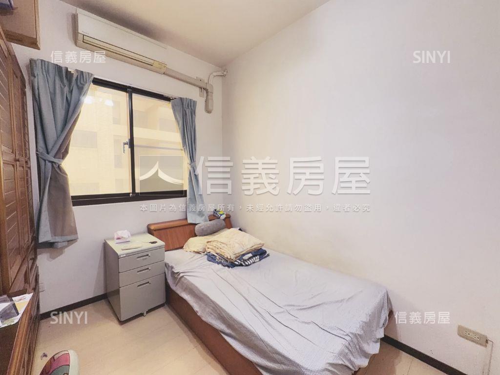 近高鐵採光四房雙車位房屋室內格局與周邊環境