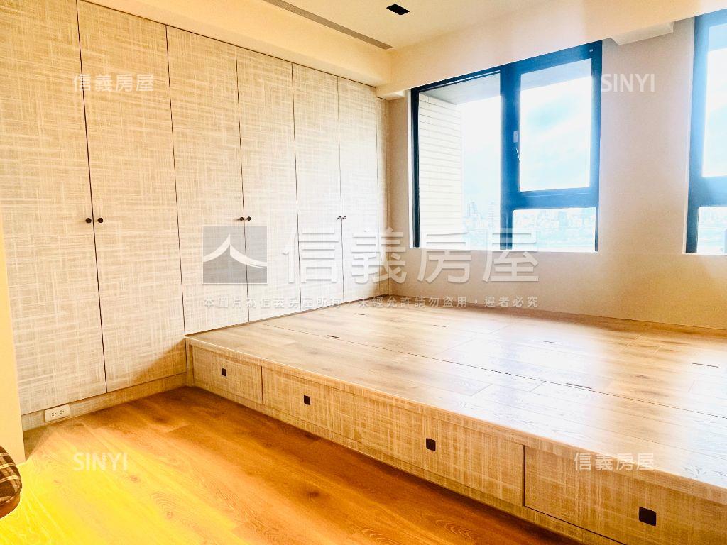 奢華兩房高樓俯視校園景房屋室內格局與周邊環境