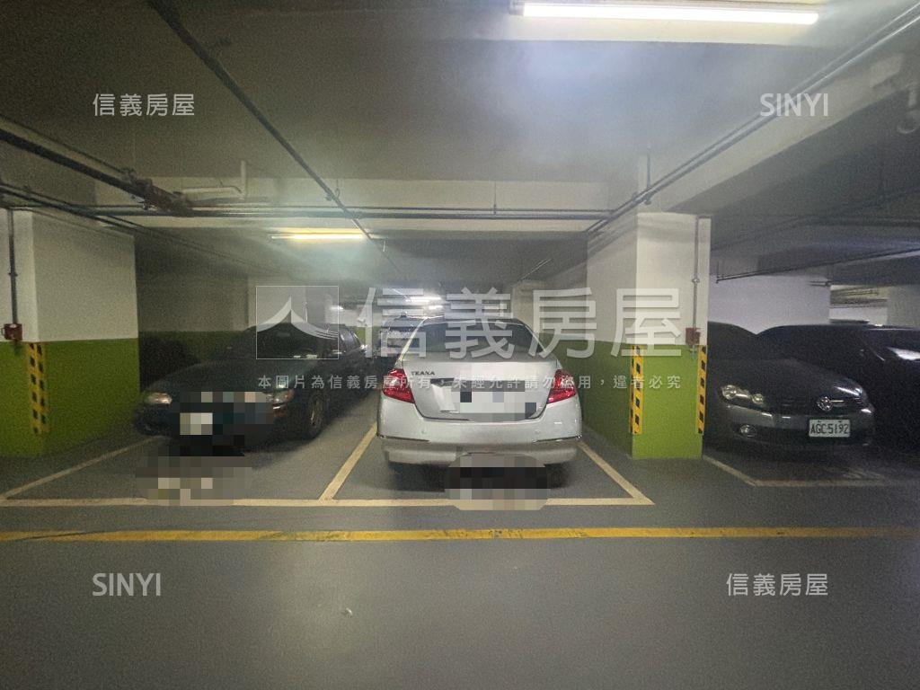 視野開闊－高樓灣頂房屋室內格局與周邊環境