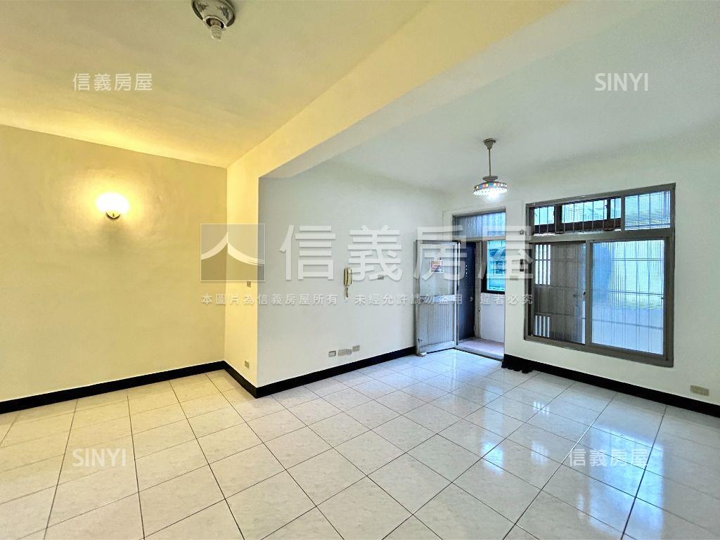秀朗稀有貳樓房屋室內格局與周邊環境