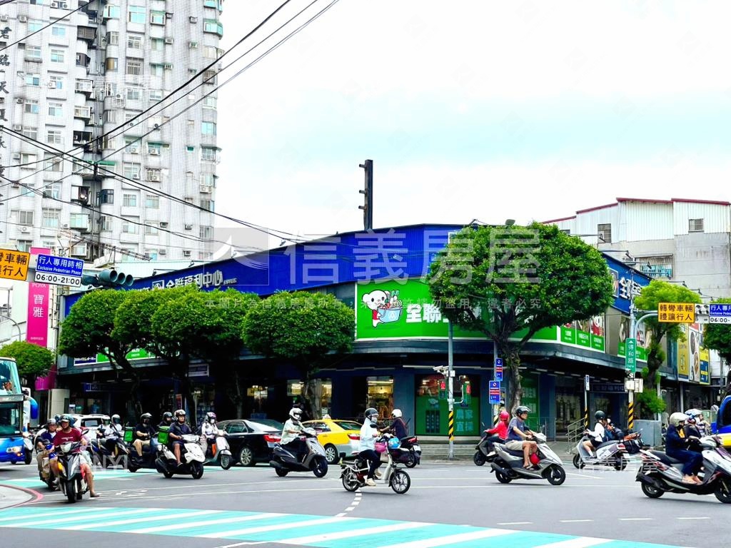 近秀朗國小３房房屋室內格局與周邊環境
