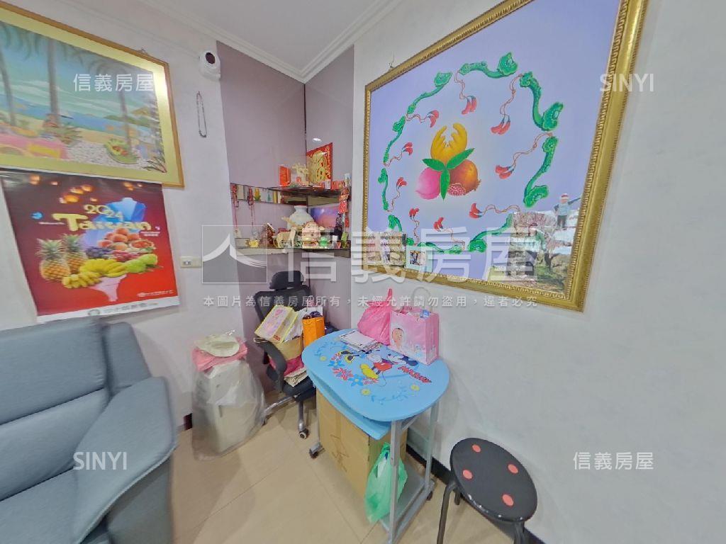 美景透天停車便利房屋室內格局與周邊環境