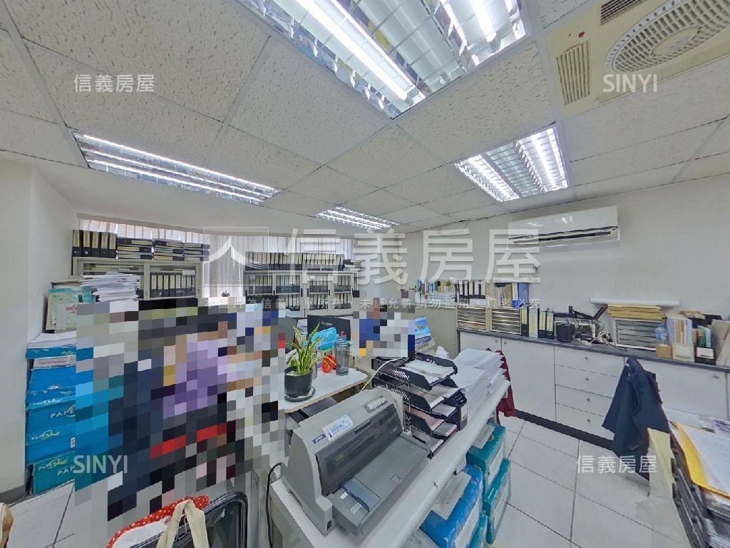 正忠孝東路四段住辦房屋室內格局與周邊環境