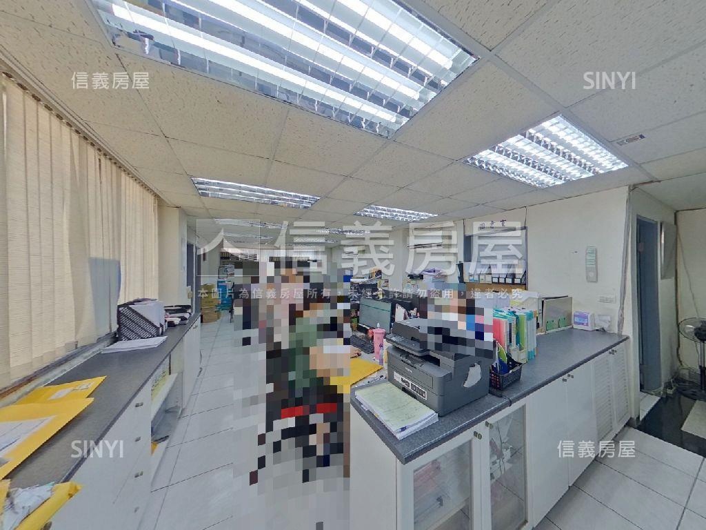 正忠孝東路四段住辦房屋室內格局與周邊環境