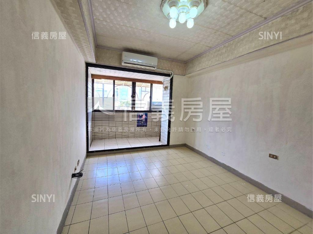 市府看１０１三房電梯房屋室內格局與周邊環境