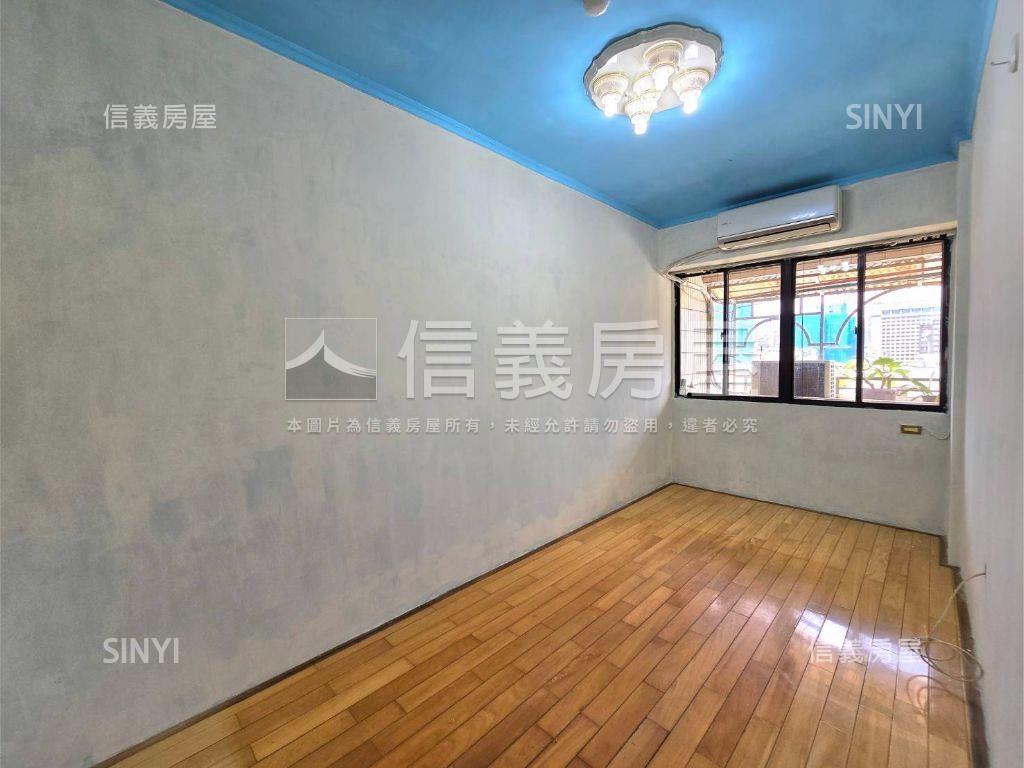市府看１０１三房電梯房屋室內格局與周邊環境