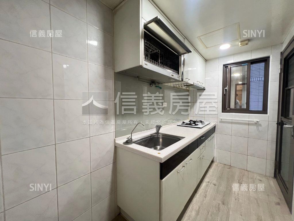 【歐洲村】綠意精裝兩房房屋室內格局與周邊環境