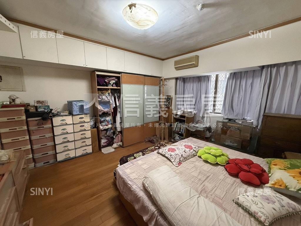 由鉅建設樓中樓四房大平車房屋室內格局與周邊環境