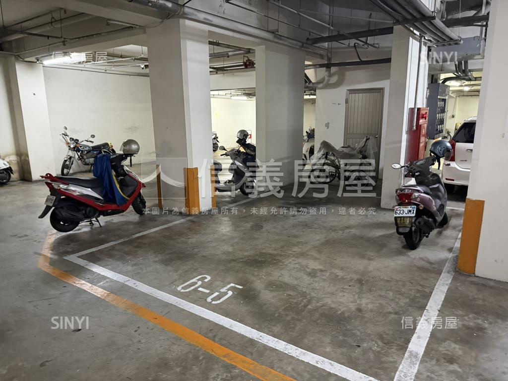 由鉅建設樓中樓四房大平車房屋室內格局與周邊環境