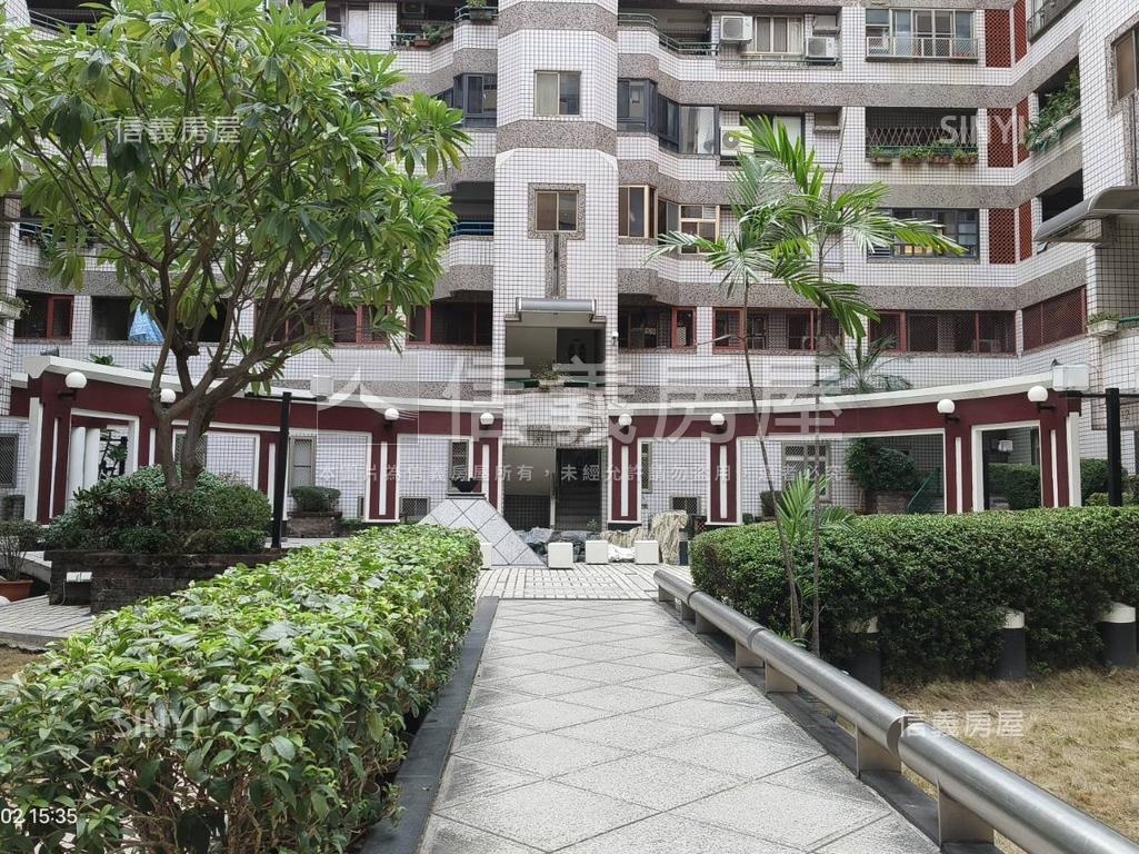 由鉅建設樓中樓四房大平車房屋室內格局與周邊環境