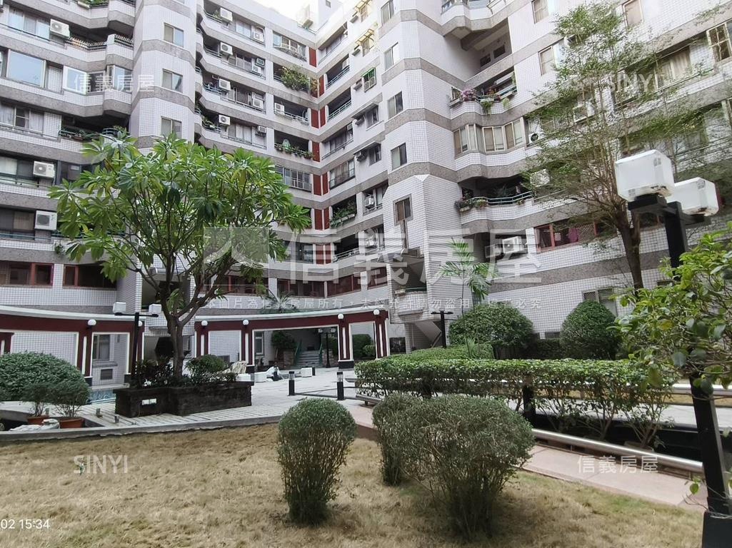 由鉅建設樓中樓四房大平車房屋室內格局與周邊環境