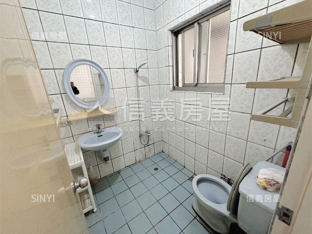 近新和國小輕軌優質三房房屋室內格局與周邊環境