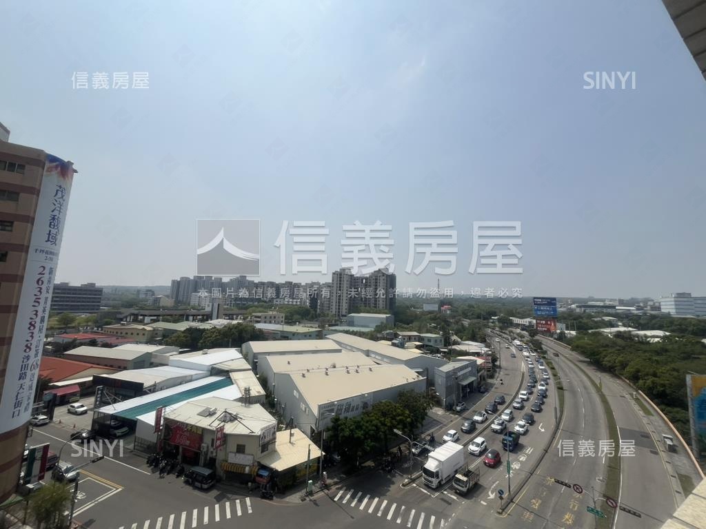 南屯採光三房雙平面車位房屋室內格局與周邊環境
