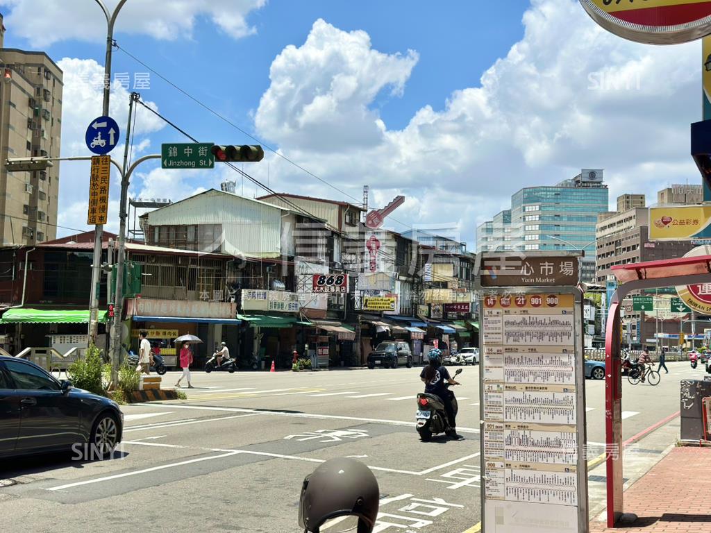 一中商圈高樓白淨大２房房屋室內格局與周邊環境