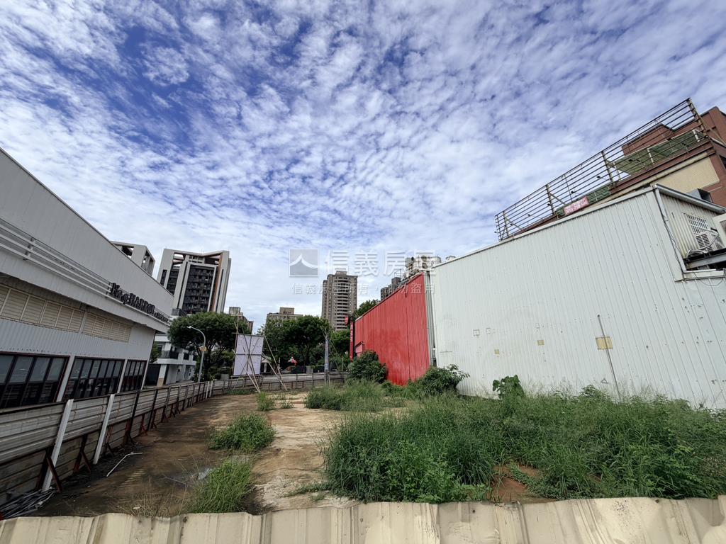 福科路鄰路黃金角地房屋室內格局與周邊環境