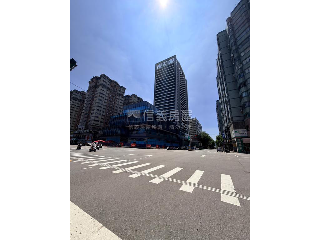 福科路鄰路黃金角地房屋室內格局與周邊環境