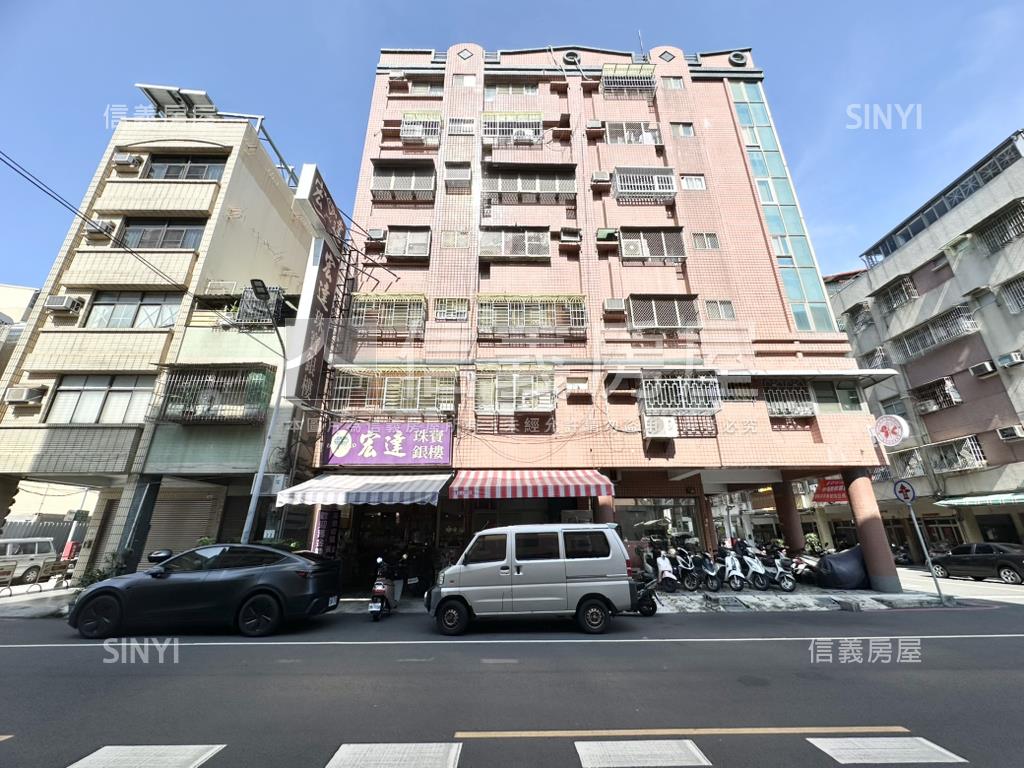 近十全國小小資店面房屋室內格局與周邊環境