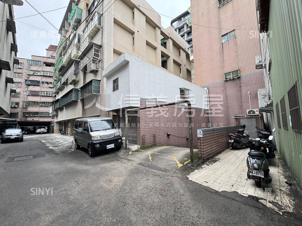 近山佳國小．中山路店面房屋室內格局與周邊環境