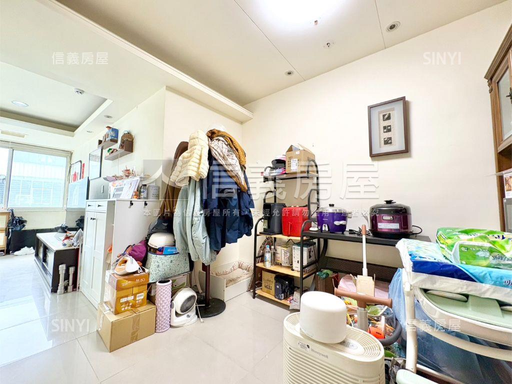 萬馬奔騰！捷運綠莊飛閣房屋室內格局與周邊環境