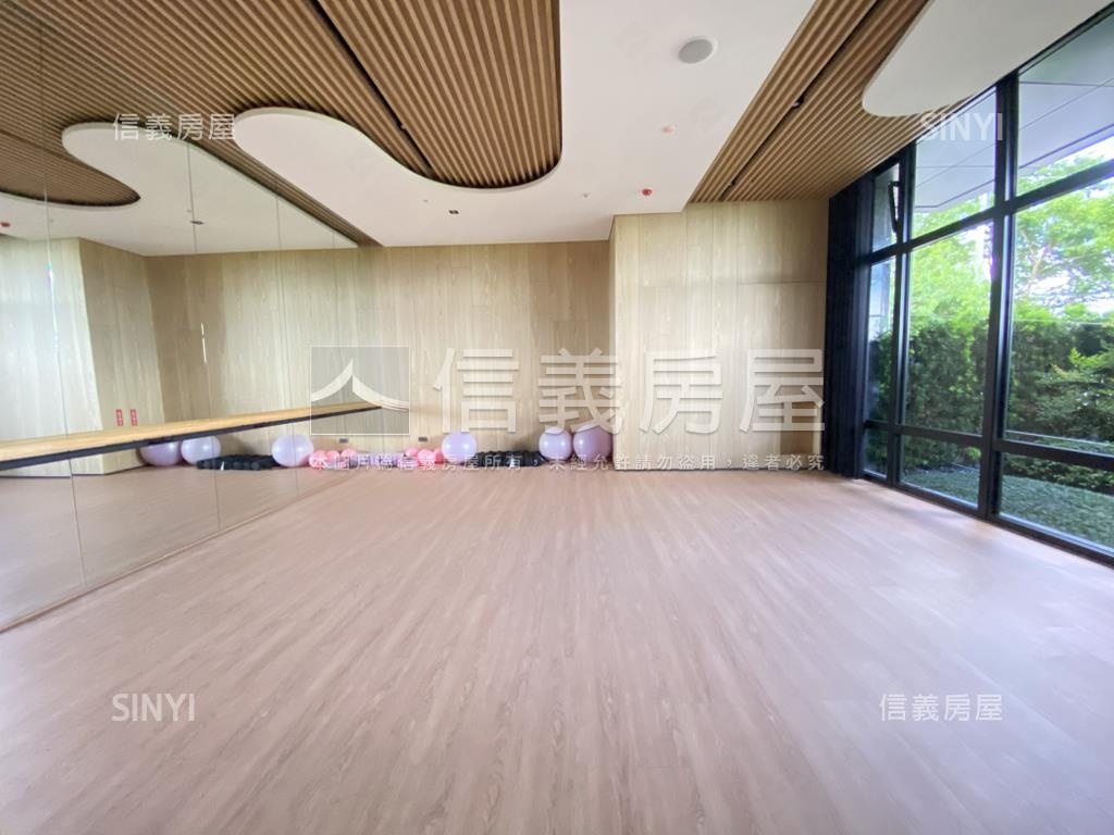 國聚之見大三房雙平車房屋室內格局與周邊環境