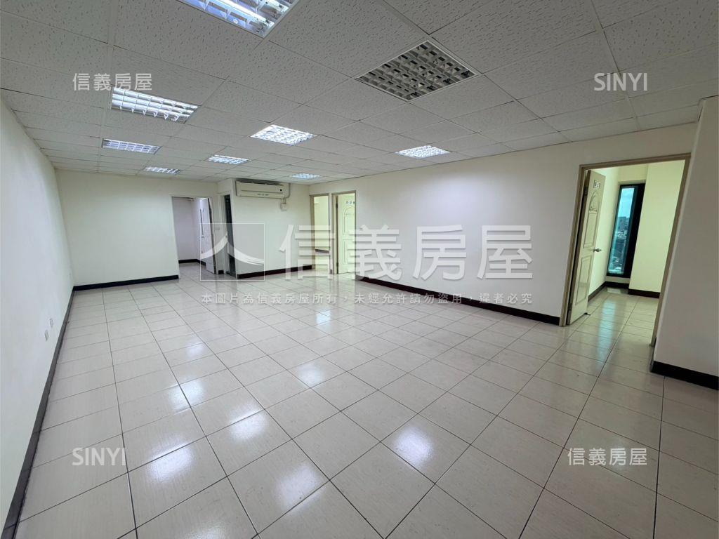 正介壽路鬧區大四房房屋室內格局與周邊環境