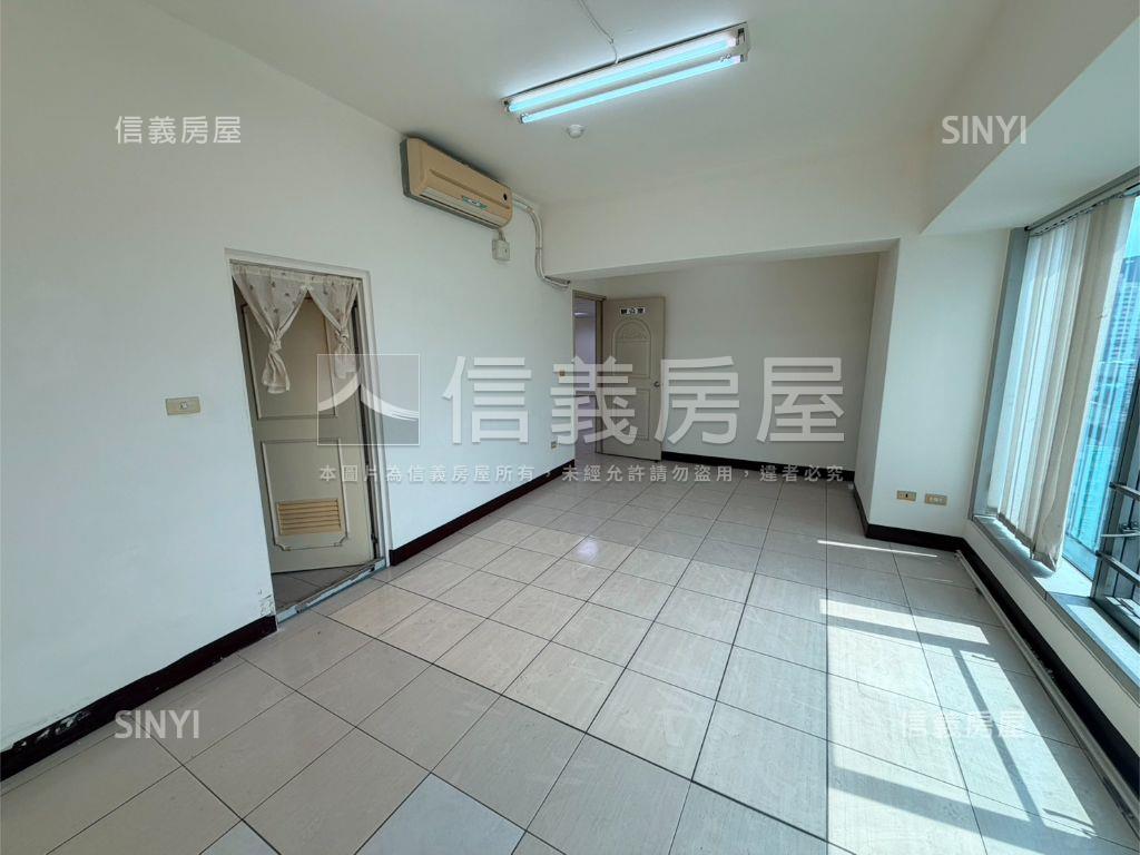 正介壽路鬧區大四房房屋室內格局與周邊環境