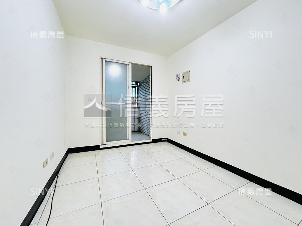 富華街大空間美寓房屋室內格局與周邊環境
