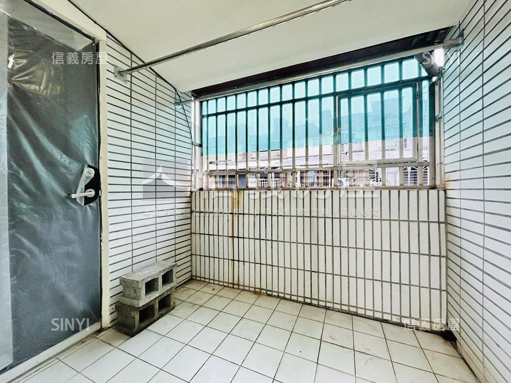 富華街大空間美寓房屋室內格局與周邊環境