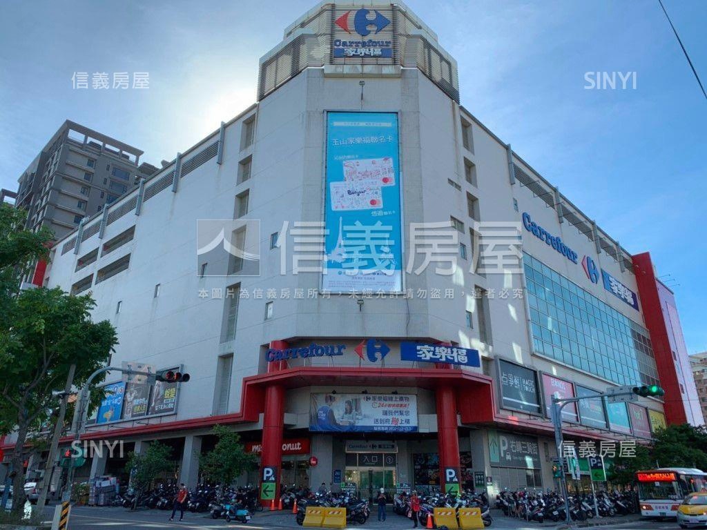 富華街大空間美寓房屋室內格局與周邊環境