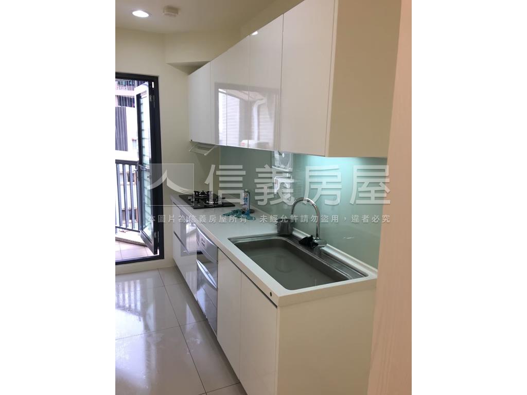 江山朵夫美裝潢房屋室內格局與周邊環境