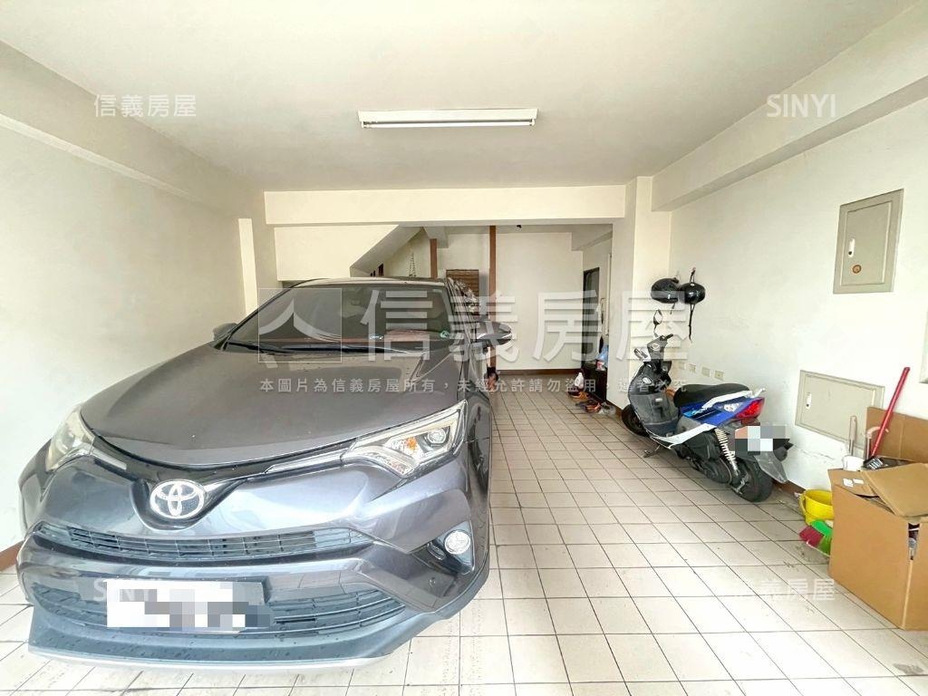 大里震後臨路車庫透天房屋室內格局與周邊環境