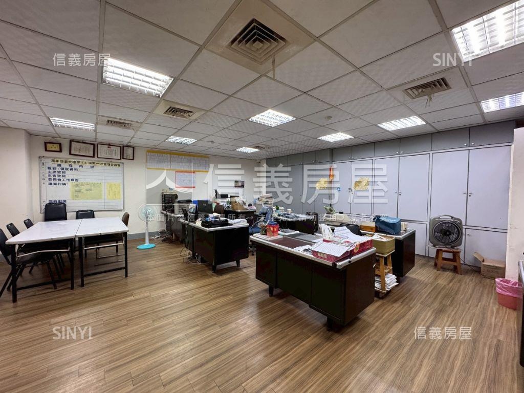 西門町萬年商業大樓房屋室內格局與周邊環境