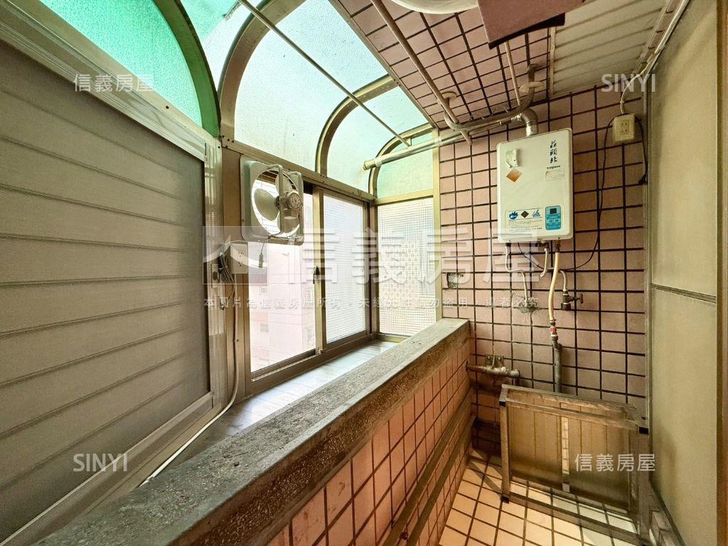 捷運三重站高樓學區宅房屋室內格局與周邊環境