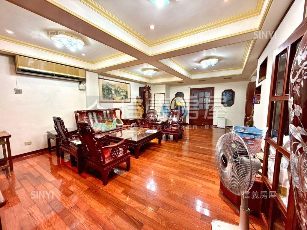 雙連透天空間大房屋室內格局與周邊環境