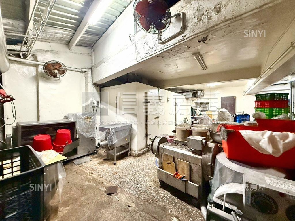 雙連透天空間大房屋室內格局與周邊環境