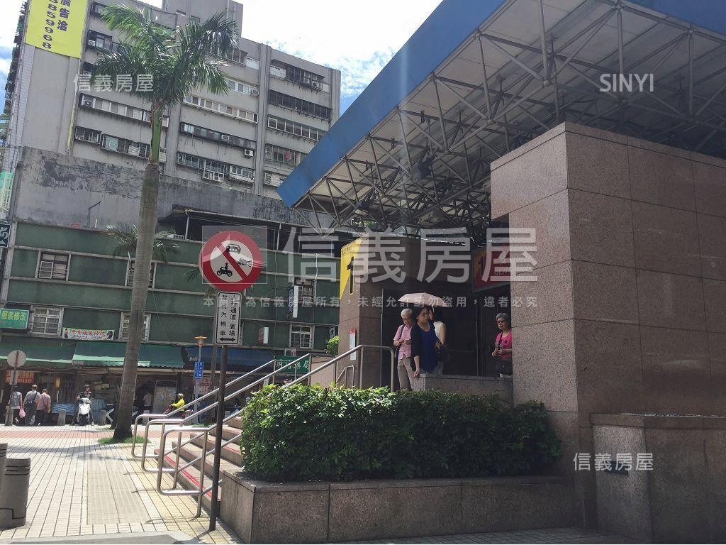 雙連透天空間大房屋室內格局與周邊環境