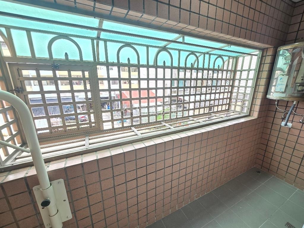 永康龍安街設計裝潢美３房房屋室內格局與周邊環境