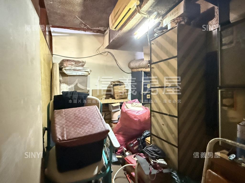 正義北小資宅房屋室內格局與周邊環境