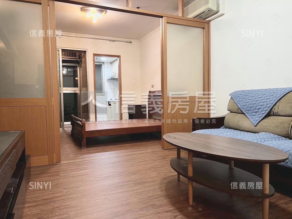海華區百老匯宮庭優雅美居房屋室內格局與周邊環境