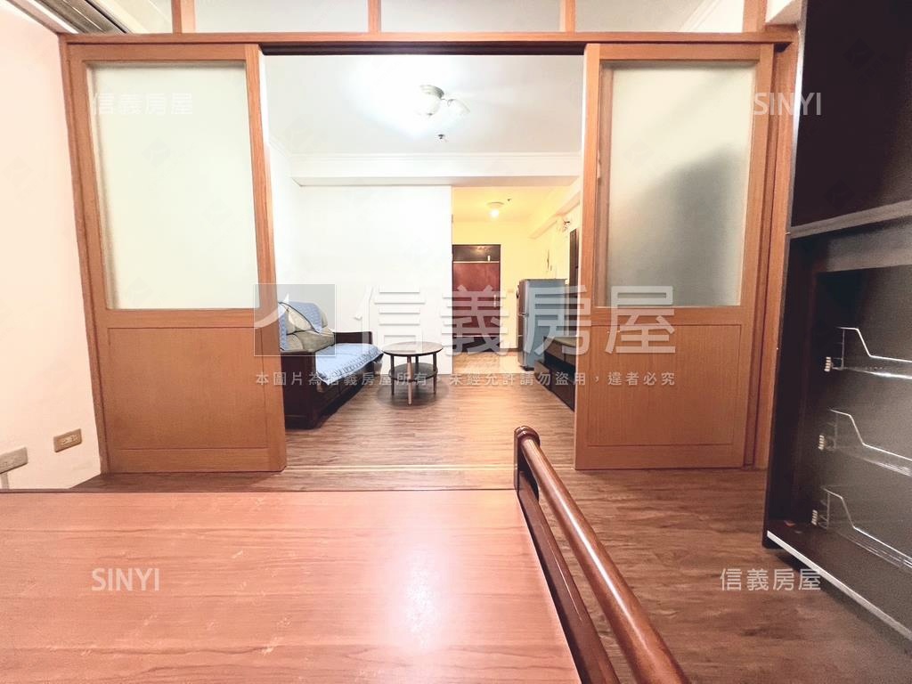 海華區百老匯宮庭優雅美居房屋室內格局與周邊環境