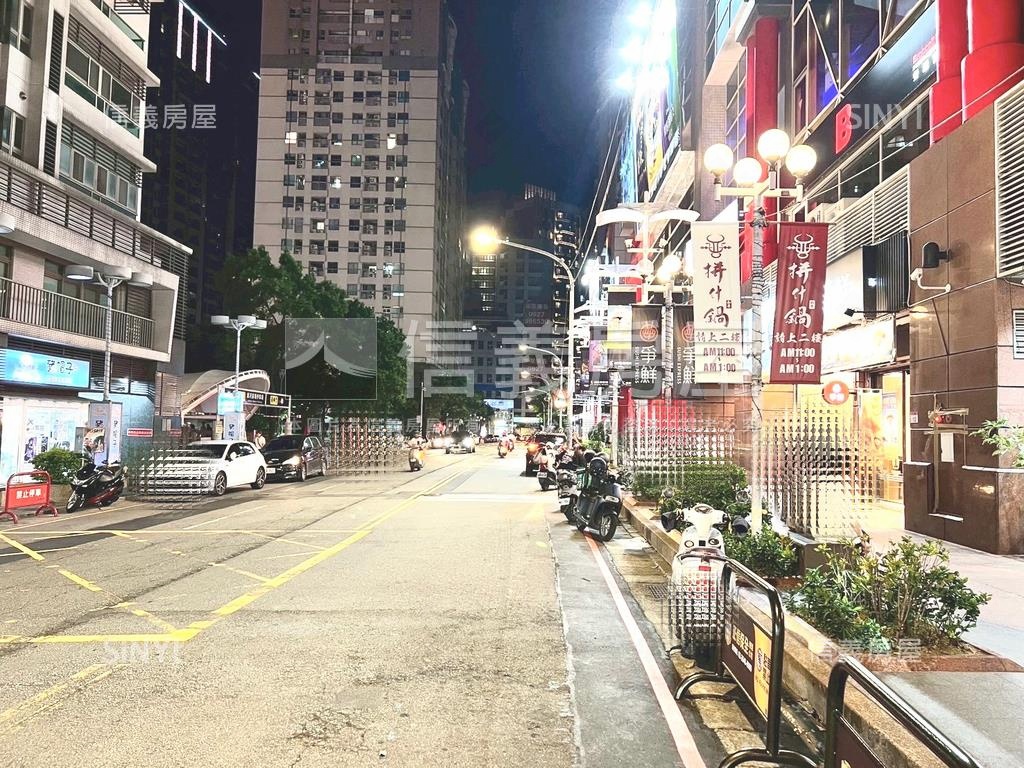 海華區百老匯宮庭優雅美居房屋室內格局與周邊環境