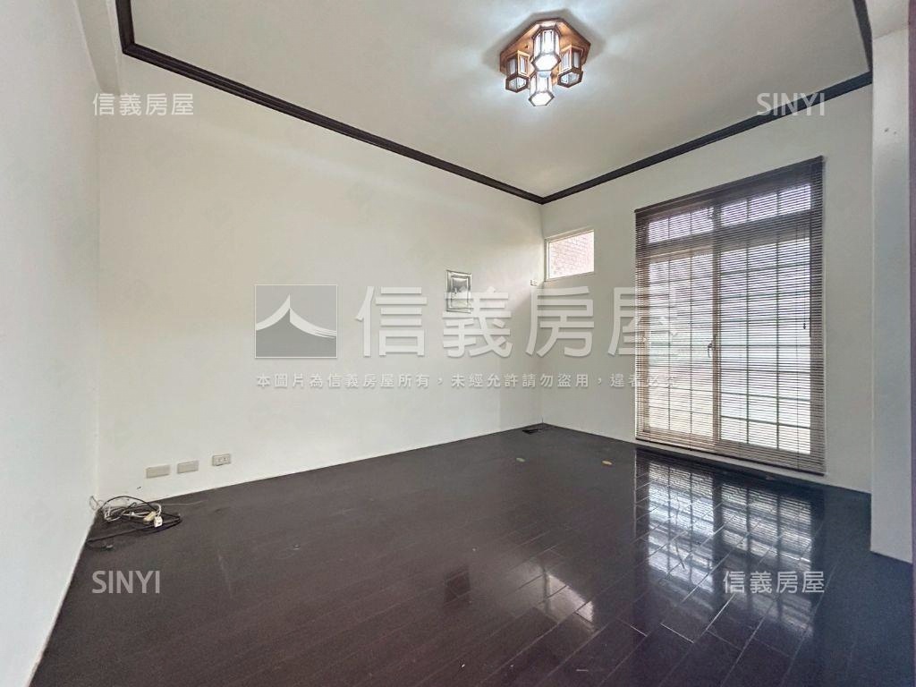 近交流道視野佳大透天房屋室內格局與周邊環境
